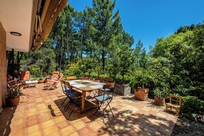 Outdoor dining - Agréable Havres de Paix à Roussillon (Roussillon)