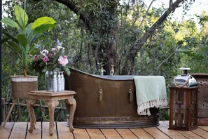 Kabin Romantis | Teras/patio