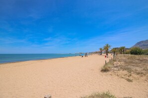 Una playa cerca