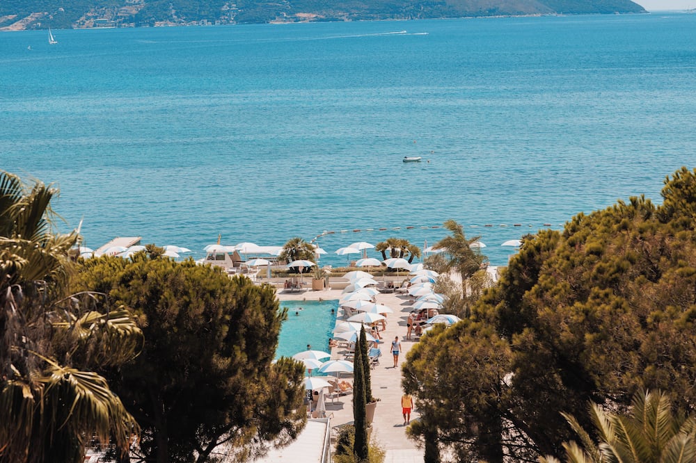 Palmon Bay Hotel & Spa