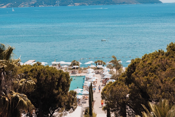 Plage privée, bar de plage