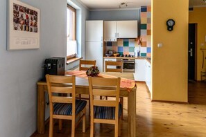 Dining - Karpacz Comfortable holiday residence (Karpacz)