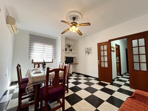 Dining - FRANCISCO HOUSE (Conil de la Frontera)