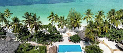 Uitzicht op strand/zee