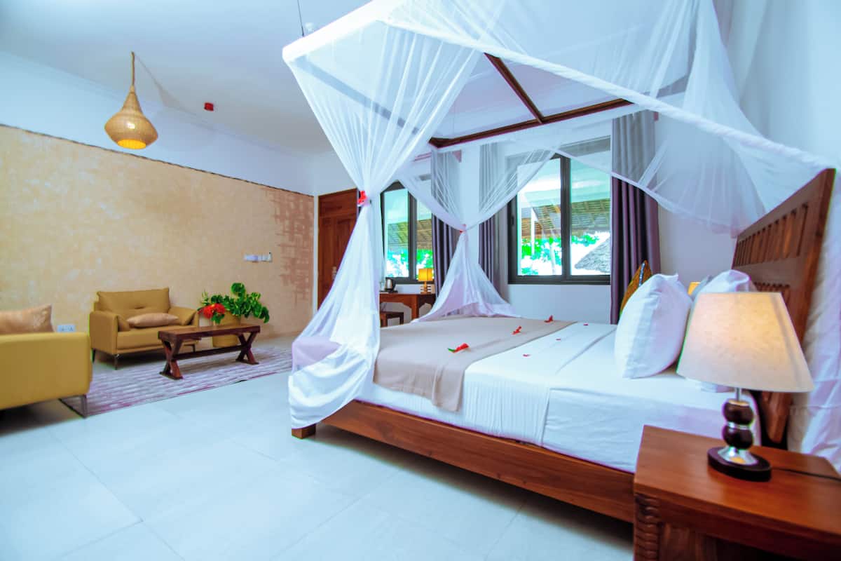 2 bedrooms, minibar, in-room safe, individually decorated