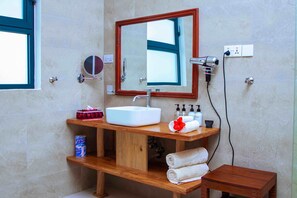 Bathroom - MANOLO Beach Resort (Uroa)