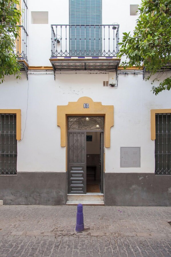 Exterior - Selecta Apartments Los Venerables (Seville)