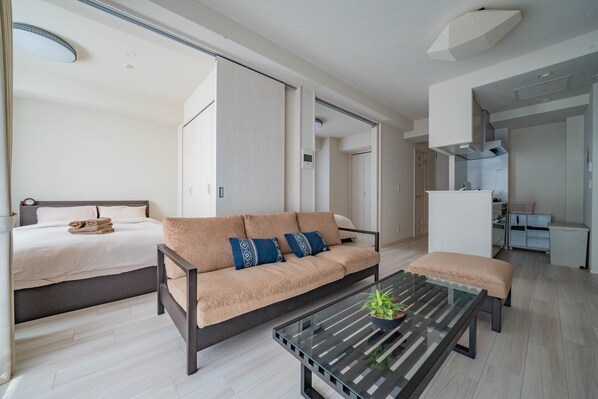 Flat-screen TV - MORGANITE 406 (Sapporo)