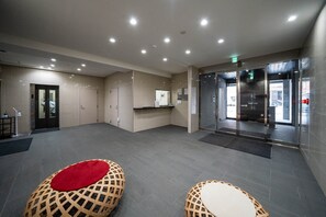 Reception - MORGANITE 406 (Sapporo)