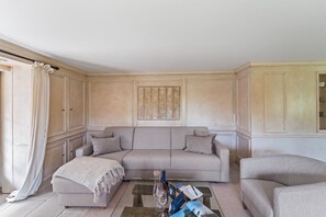 Téléviseur, lecteur de DVD