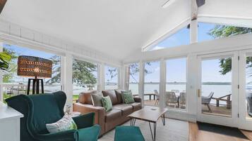 Télévision, espaces bureaux