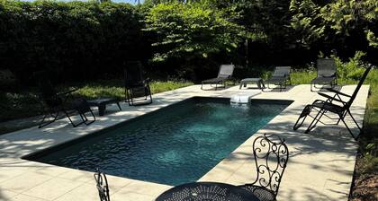 GRAN MAISON AVEC PISCINE ET SAUNA