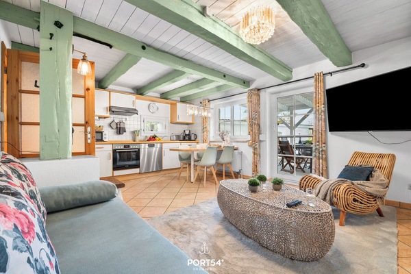 Televisio, pöytätennispöytä, kirjoja