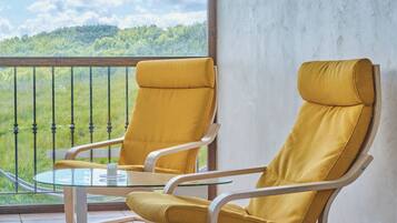 Deluxe-Suite, Hügelblick | Terrasse/Patio
