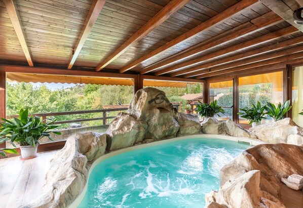 Phòng tắm hơi, bồn tắm thủy lực, phòng xông hơi