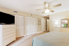 3 soverom, skrivebord, strykejern/-brett og wi-fi (inkludert)