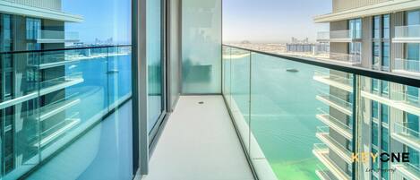 Deluxe Apartment, Balcony, Sea View | Balcony