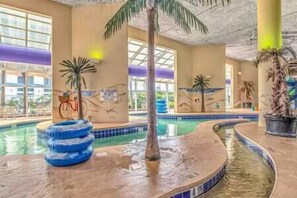 Indendørs pool, opvarmet pool