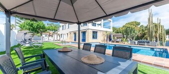 Exclusiva Villa a 10 min de la Playa