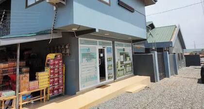 Beautiful Cozy 2 Bed Near Highway