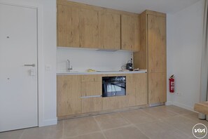 冰箱、烤箱、洗碗机、茶具/咖啡用具