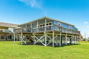 Exterior - 2nd Row - Spectacular Sea & Sunrise Views (Freeport)