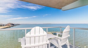 Property grounds - Ocean City MD Bayview Condo | 2BR/2BA, Balcony, Near Boardwalk, Dog-Friendly (Ocean City)