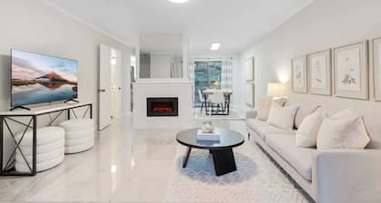 Bellevue Modern Luxe Townhouse near DT /520/ I405