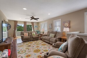 TV, table football - 406 - South Nags Head, Updated 4-Bedroom Home that's Close to the Ocean! (Nags Head)