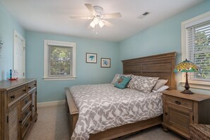 4 bedrooms, free WiFi