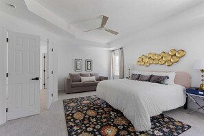 6 habitaciones, tabla de planchar con plancha, cuna de viaje y wifi 