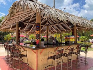 Bar (on property) - Magnificent House in Resort
Discount for april may 2026 (Davenport)