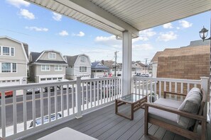 Property grounds - Perfect Getaway – Steps from the Beach! (Manasquan)