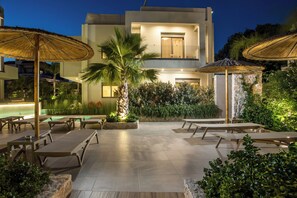 Front of property - Sun City Luxury Apartments (Rhodes)