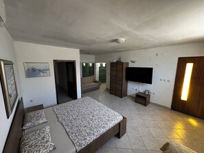 Appart'hôtel Familial, vue jardin | Literie de qualité supérieure, matelas mémoire de forme