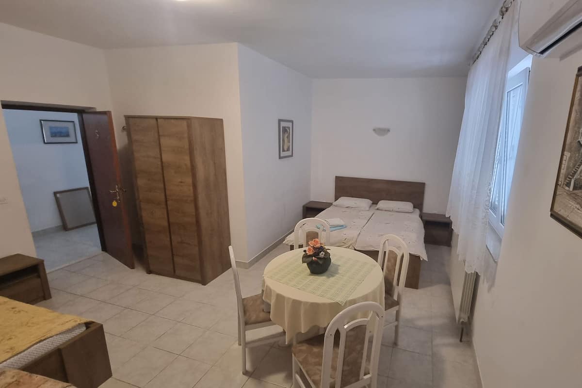 Comfort Studio Suite, Mountain View | 1 bedroom, premium bedding, memory-foam beds, in-room safe