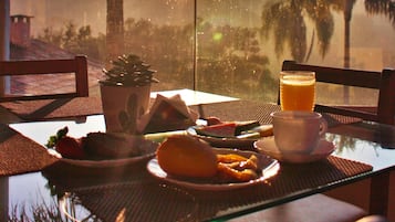 Free daily full breakfast