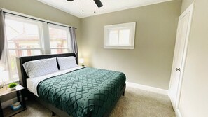 2 bedrooms, iron/ironing board, free WiFi, bed sheets