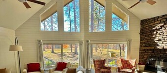 Warm and Inviting Home on the Golf Course!