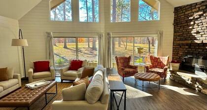 Warm and Inviting Home on the Golf Course!