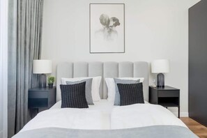 2 bedrooms, iron/ironing board, WiFi, bed sheets - Wichrowa 22 | Tasteful Apartment | Parking (Wroclaw)