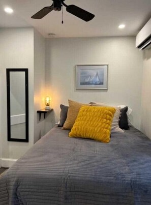 1 soverom, strykejern/-brett, wi-fi og sengetøy