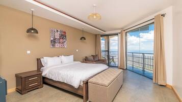 Rumah Deluks | Interior