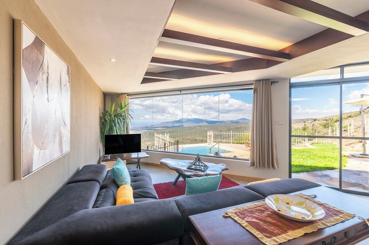 Deluxe House | Interior