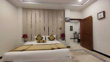 Deluxe Room | Free WiFi