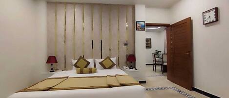 Deluxe Room | Free WiFi