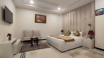 Deluxe Suite | 2 bedrooms, free WiFi