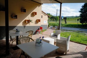 Outdoor dining - Lantico Gabbiano: Room Terry (Toscana)