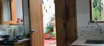 parrot house san antonio