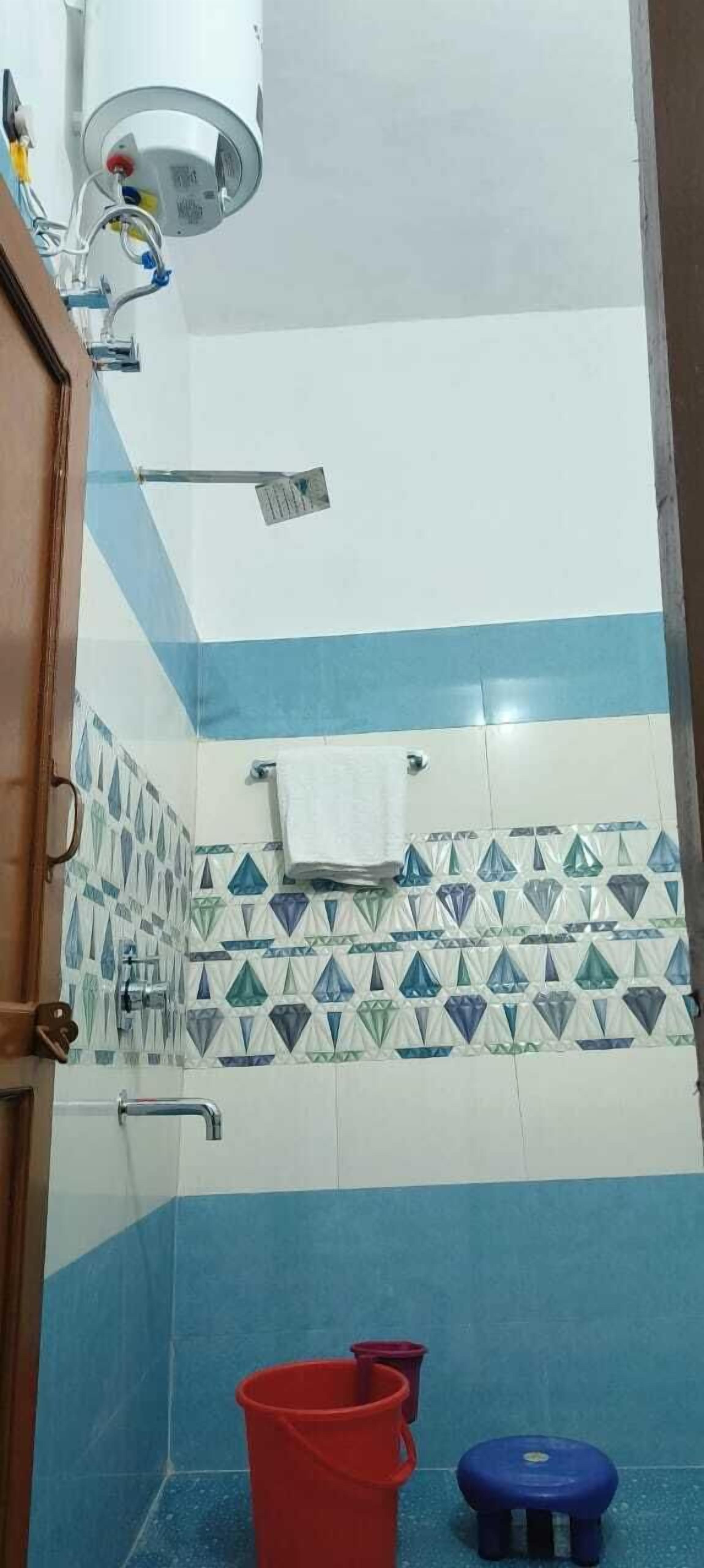 Standard Room, Garden View | Bathroom | Shower